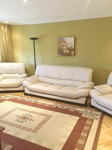 Piata Traian, apartament 4 camere mare si luminos, 2 bai, comision 0